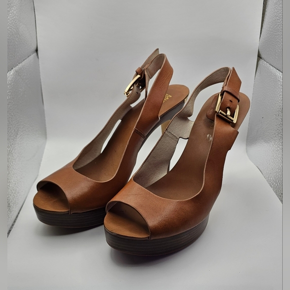 Michael Michael Kors Brown Leather Slingback Peep Toe Platform Heels - Sz 8 - Picture 2 of 7